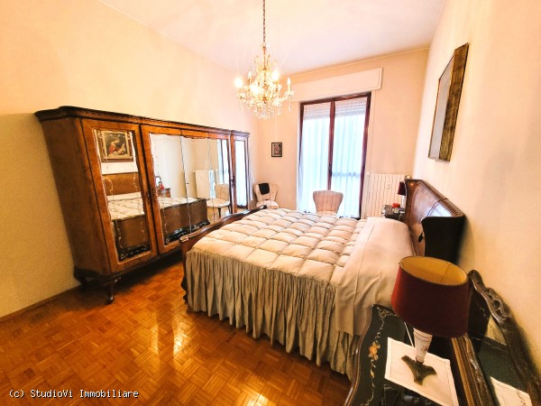 4 LOCALI VIA GOLDONI 4 LOCALI VIA GOLDONI
