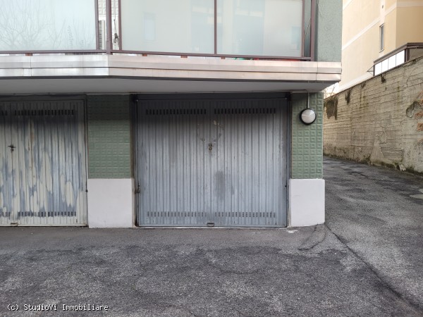 4 LOCALI VIA GOLDONI